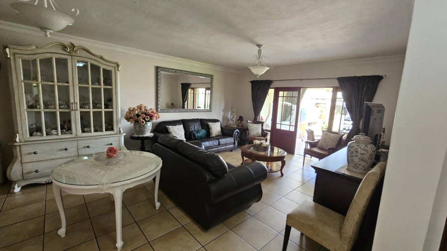 2 Bedroom Property for Sale in Melodie North West
